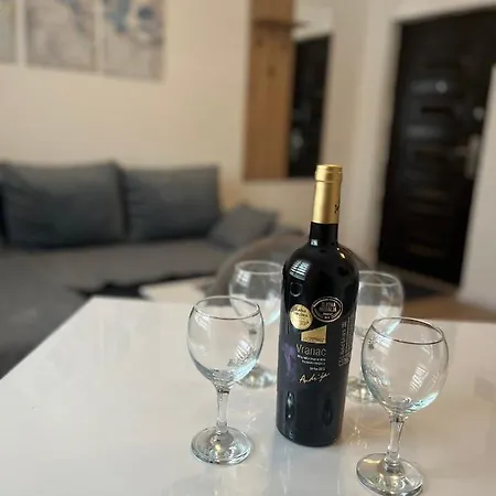 Milan Apartment Pale